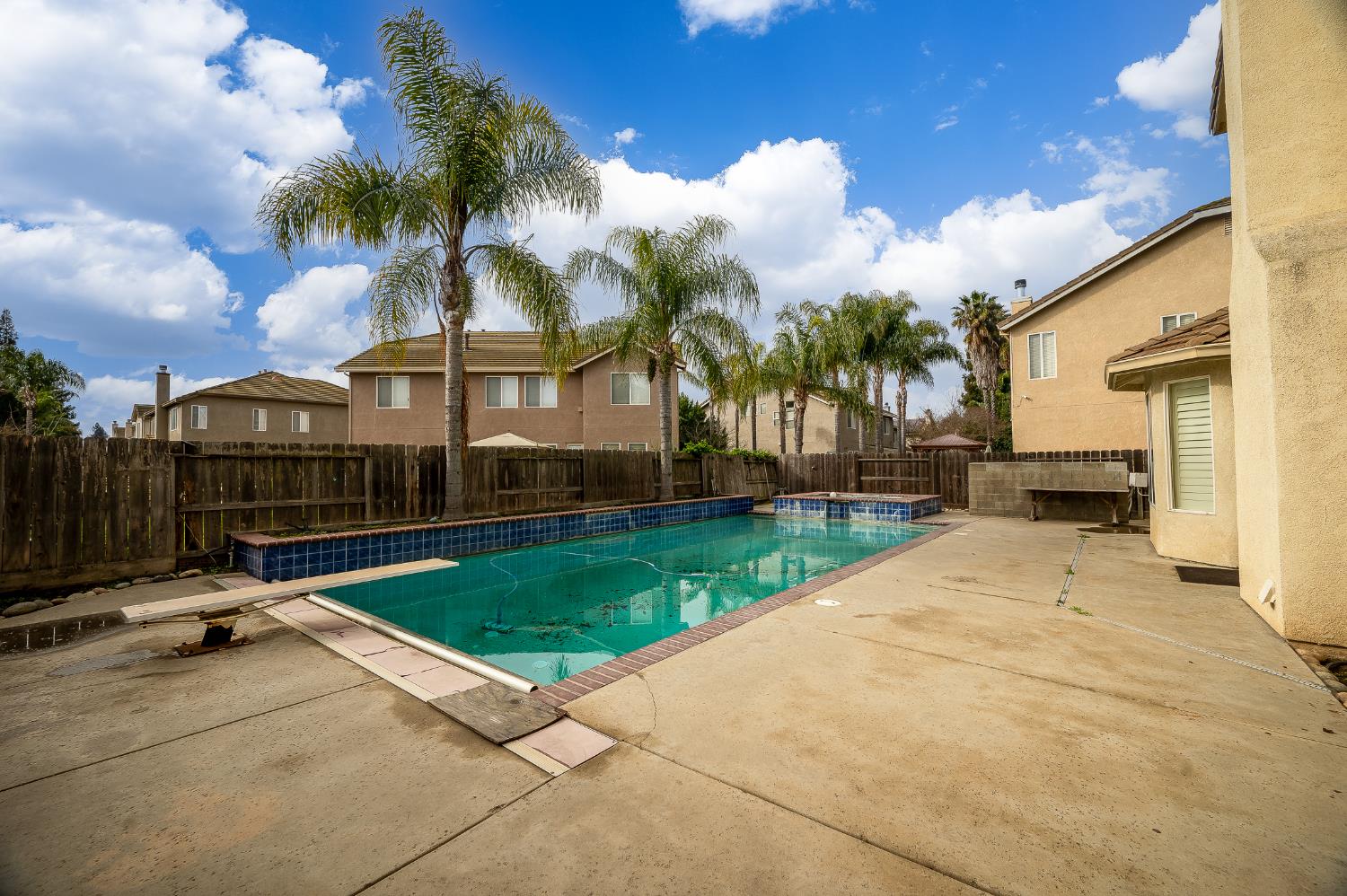 2800 Olympus Court