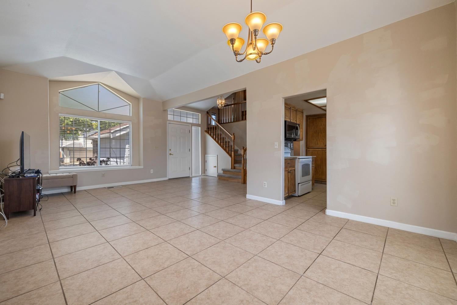 748 Codington Way
