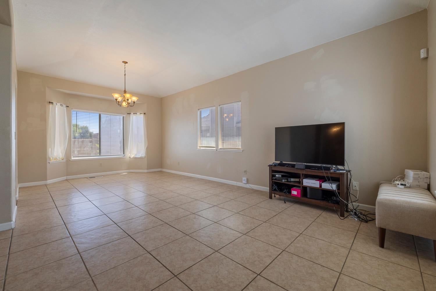 748 Codington Way