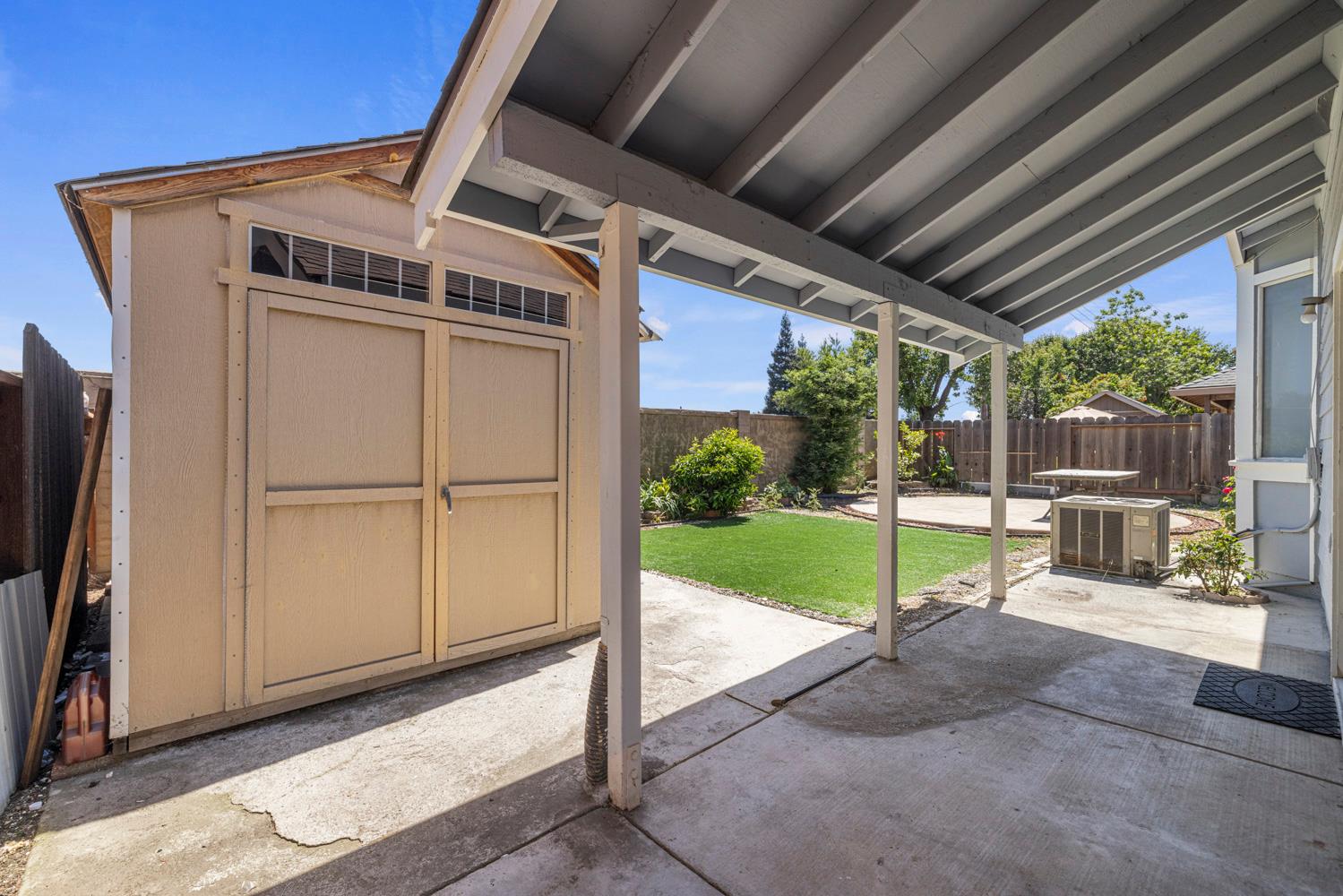 748 Codington Way