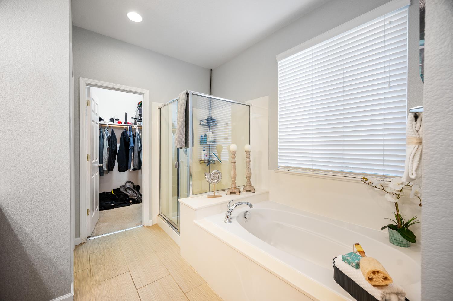 2261 Maverick Court