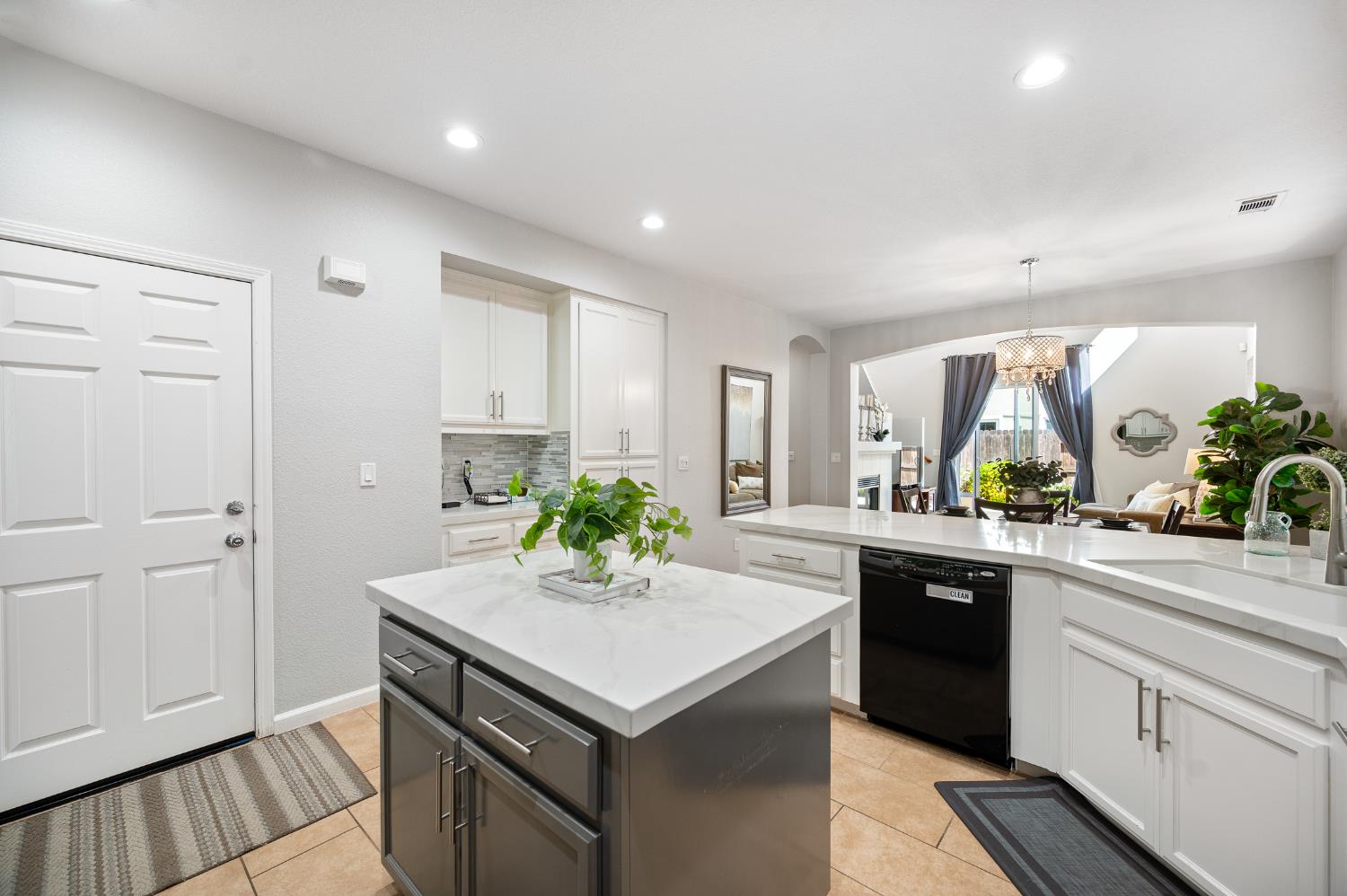 2261 Maverick Court