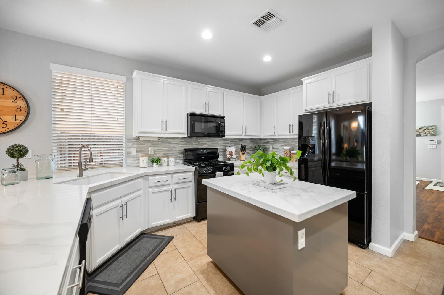2261 Maverick Court