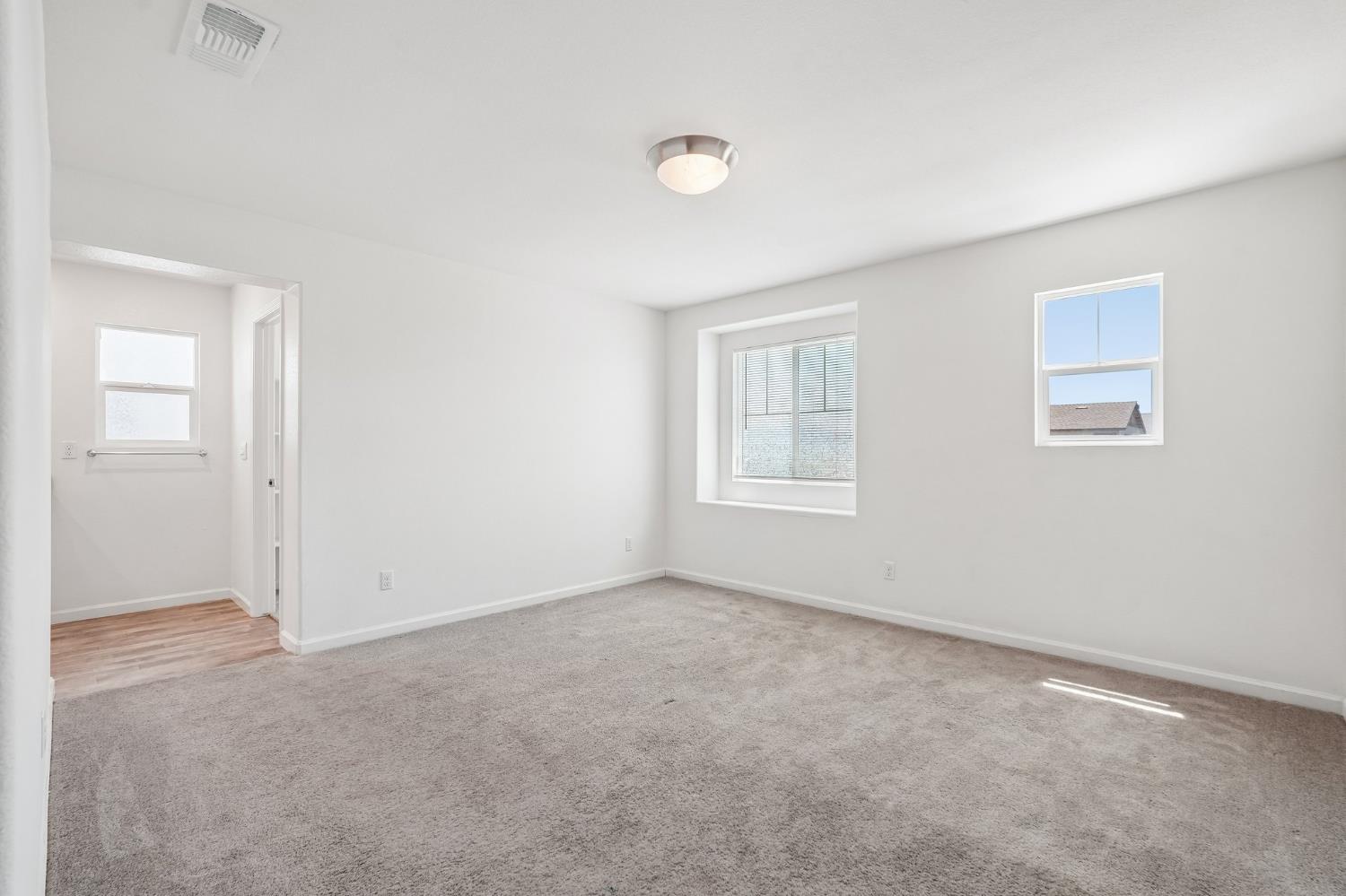 123 Traverso Street