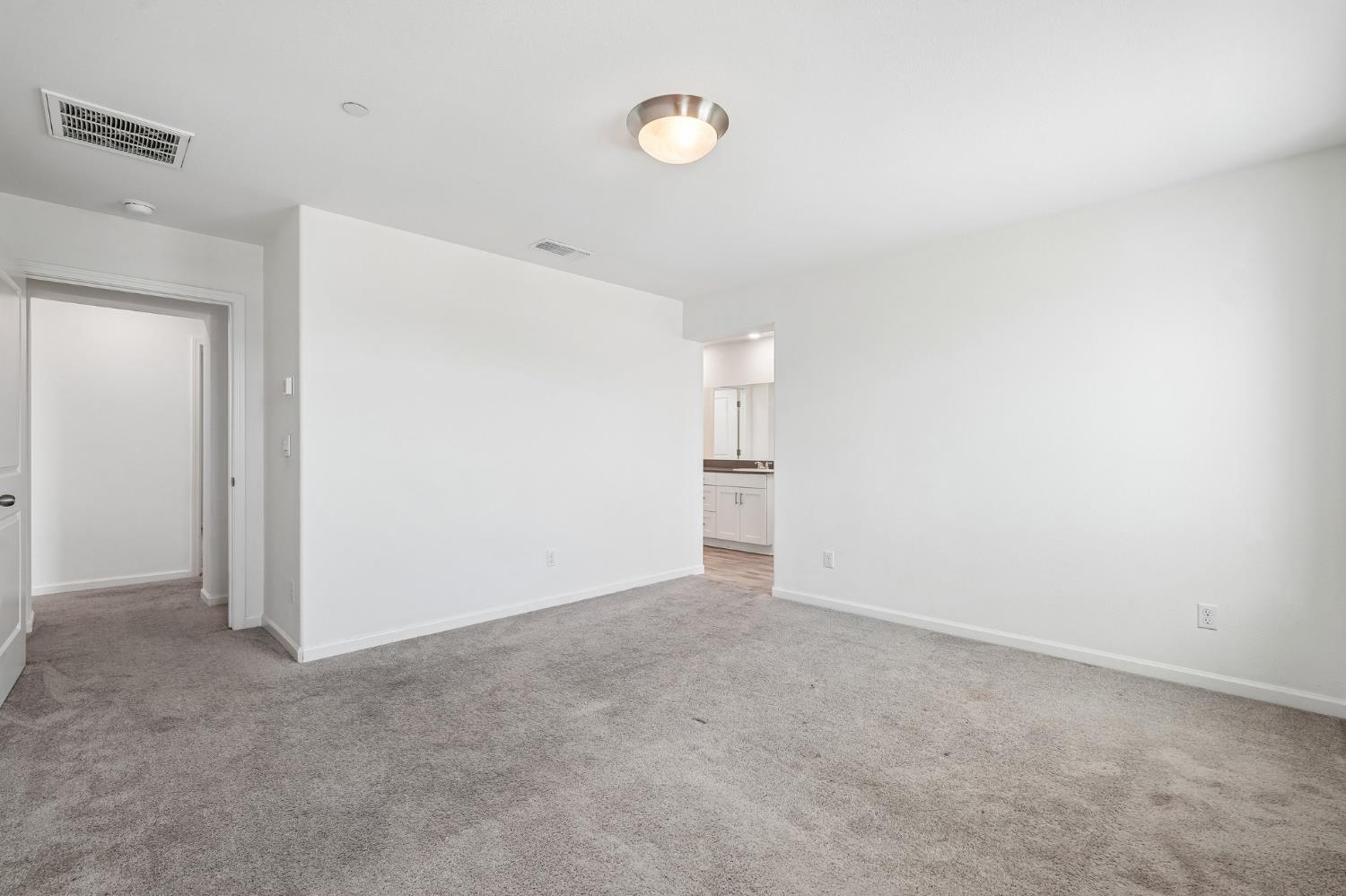 123 Traverso Street