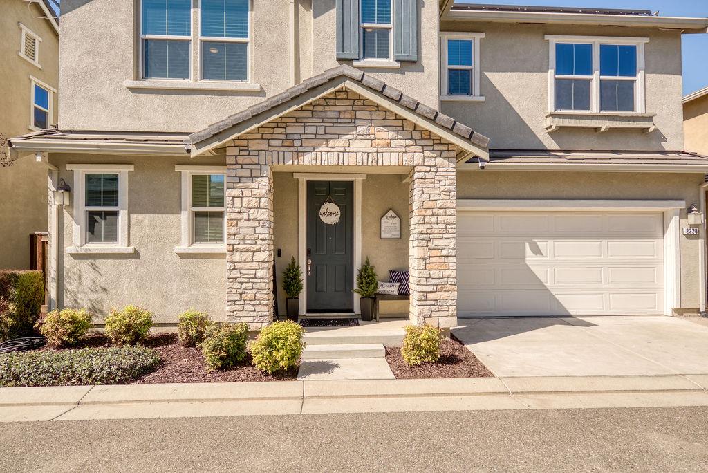 2228 Gallery Drive