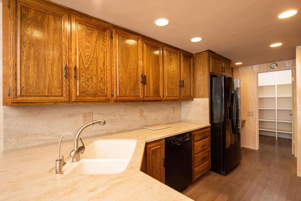 1921 Edgebrook Drive A