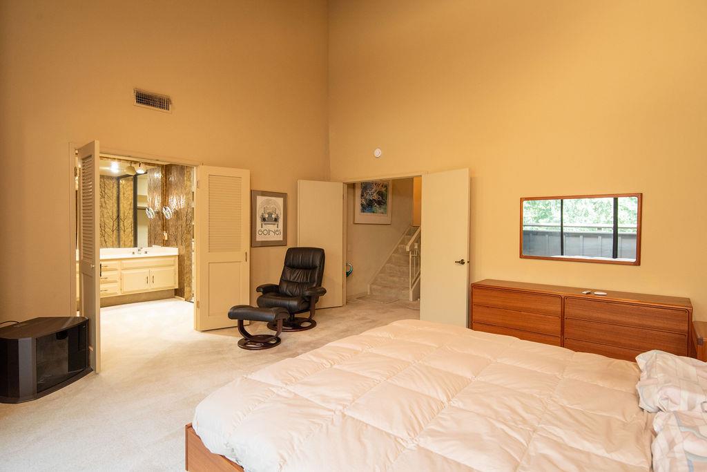 1921 Edgebrook Drive A