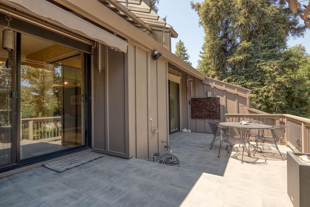 1921 Edgebrook Drive A