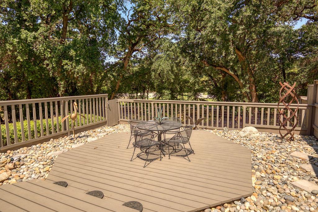 1921 Edgebrook Drive A