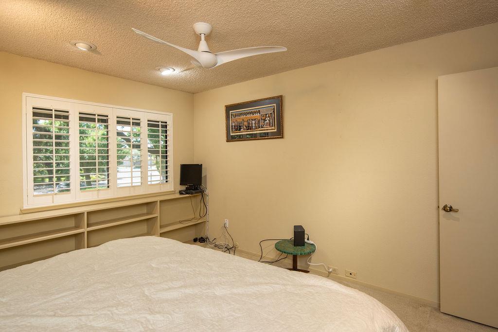 1921 Edgebrook Drive A