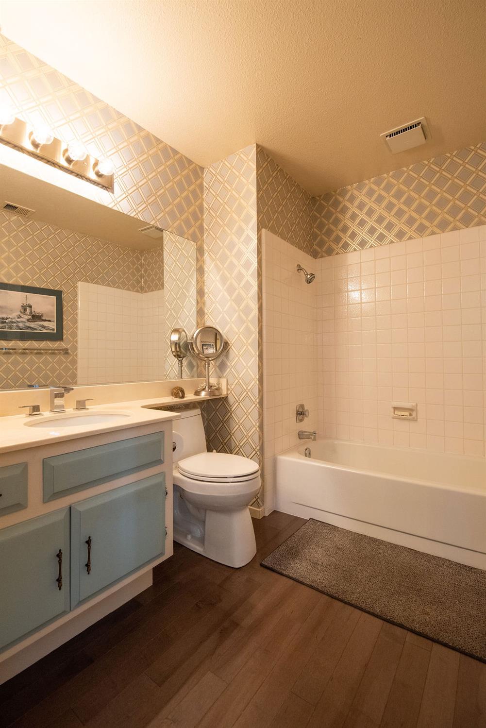 1921 Edgebrook Drive A