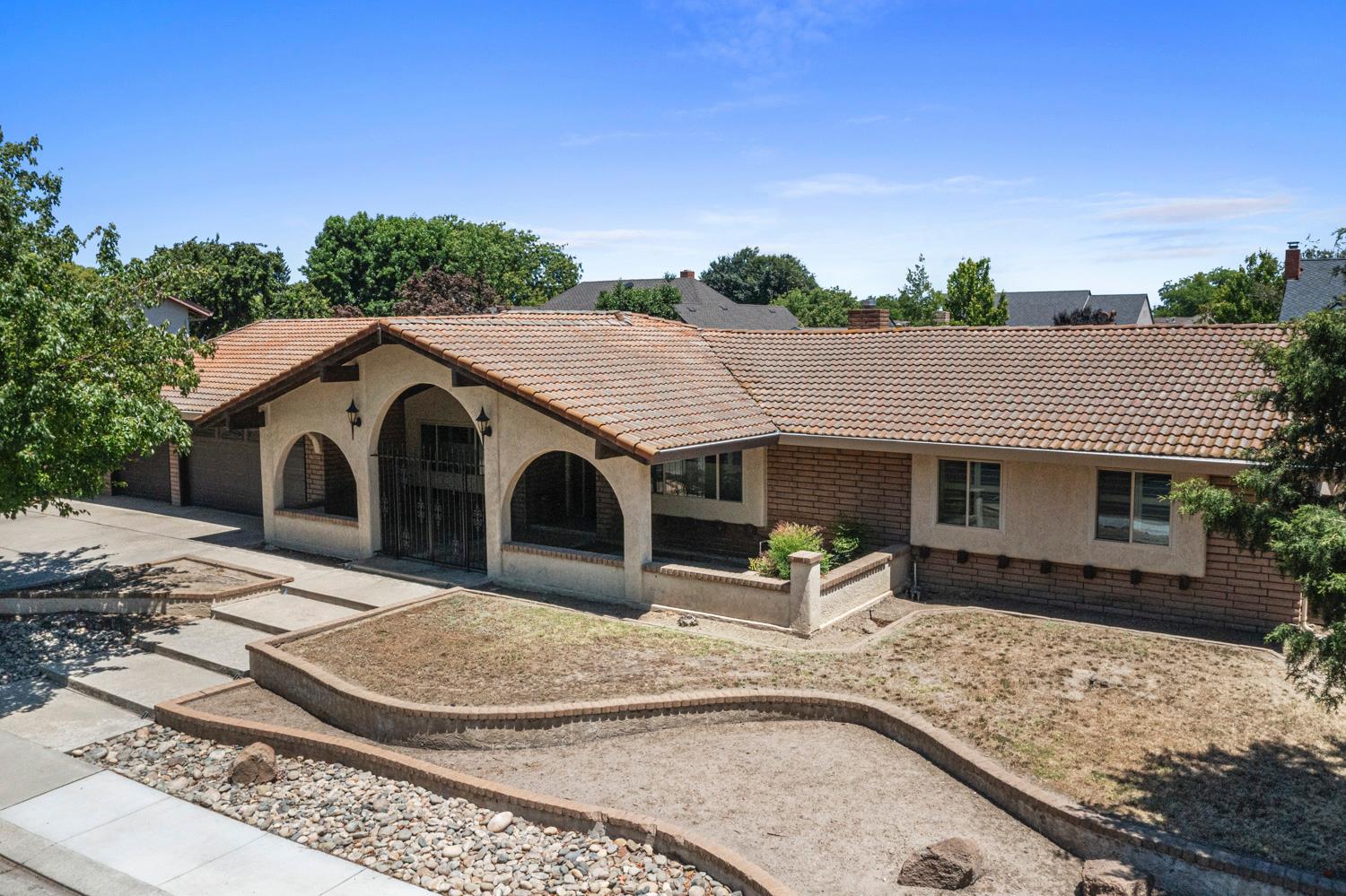 3904 Trillium Avenue