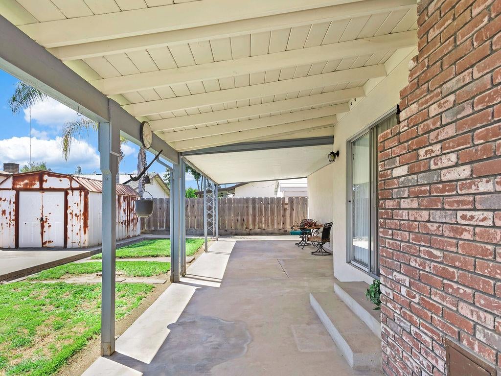 1700 Carignane Way
