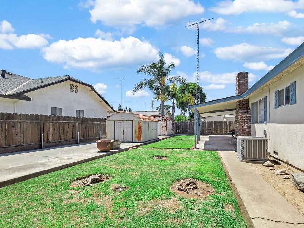 1700 Carignane Way