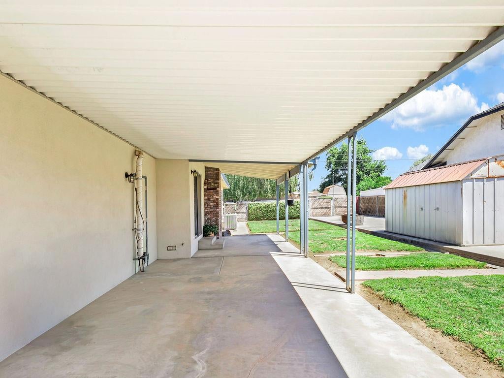 1700 Carignane Way