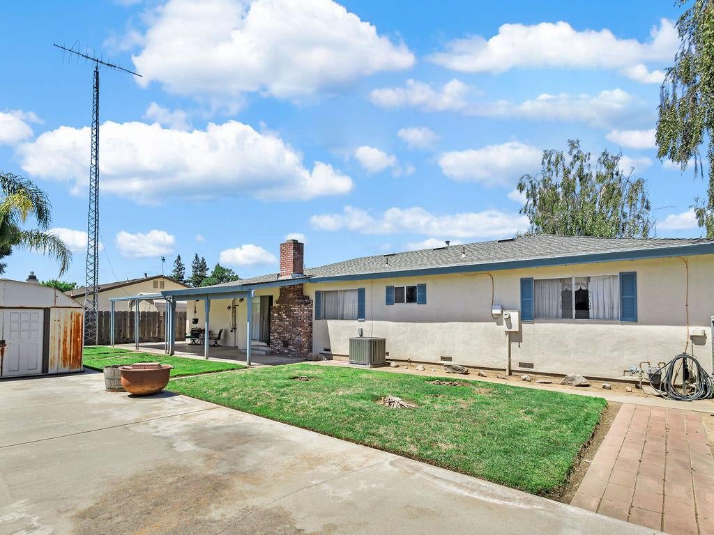 1700 Carignane Way