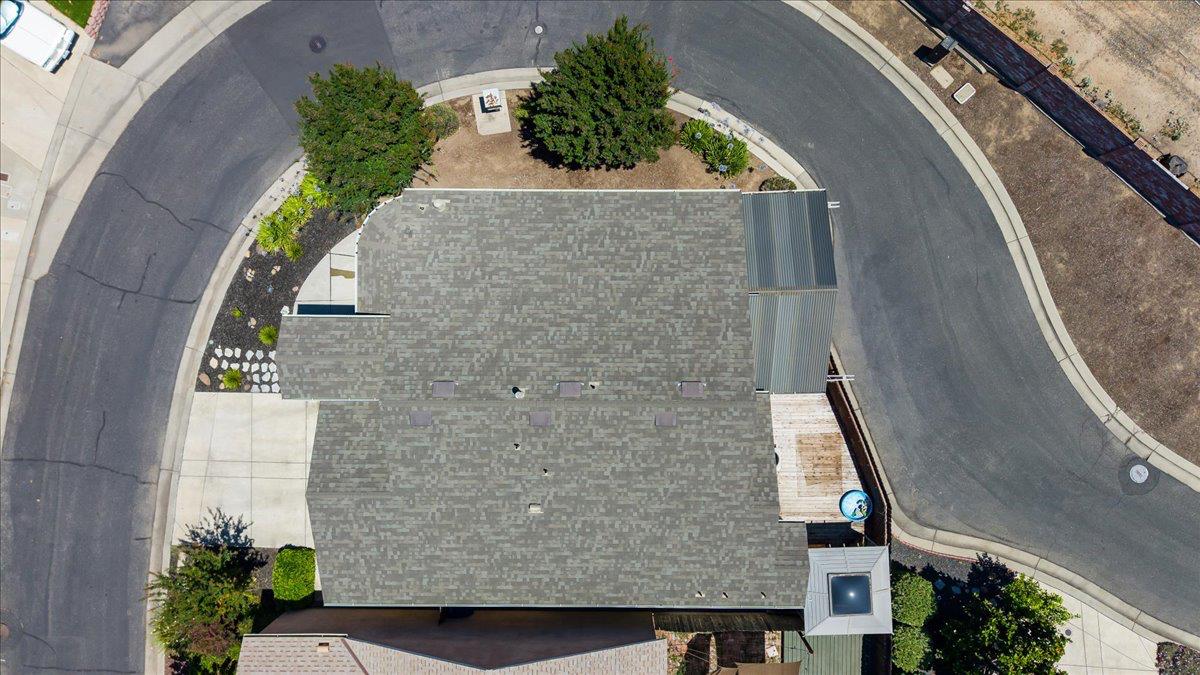 1009 Fairmont Court