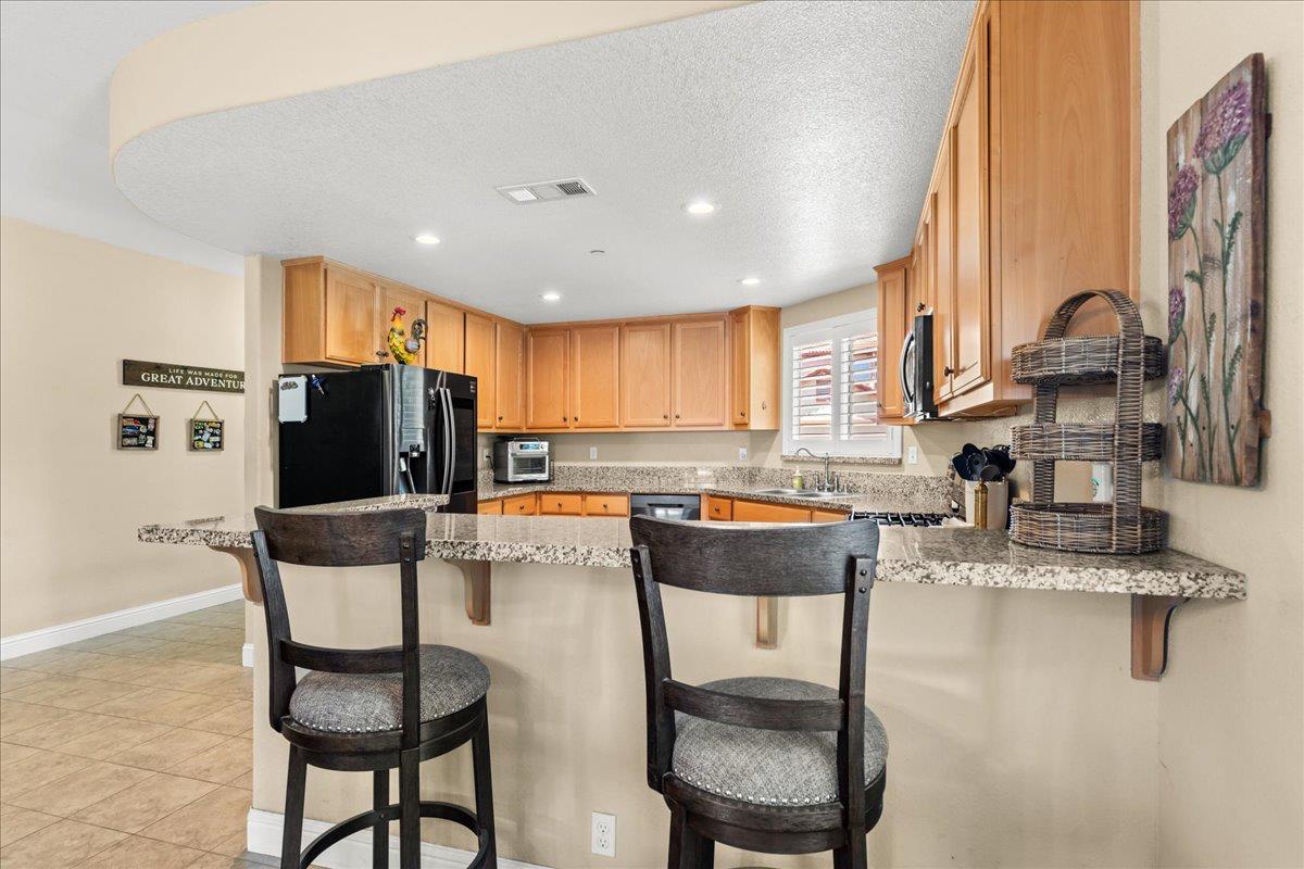 1009 Fairmont Court