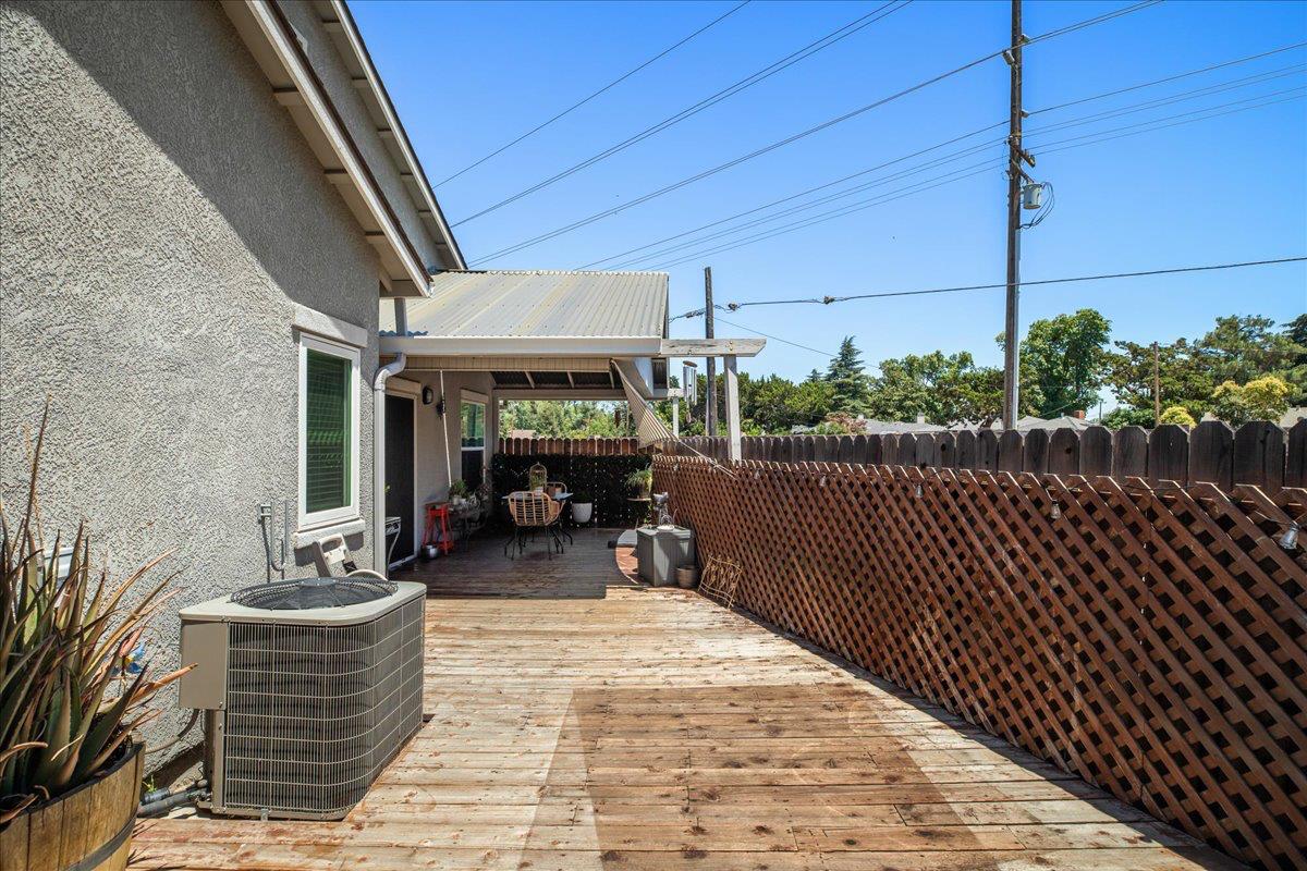 1009 Fairmont Court