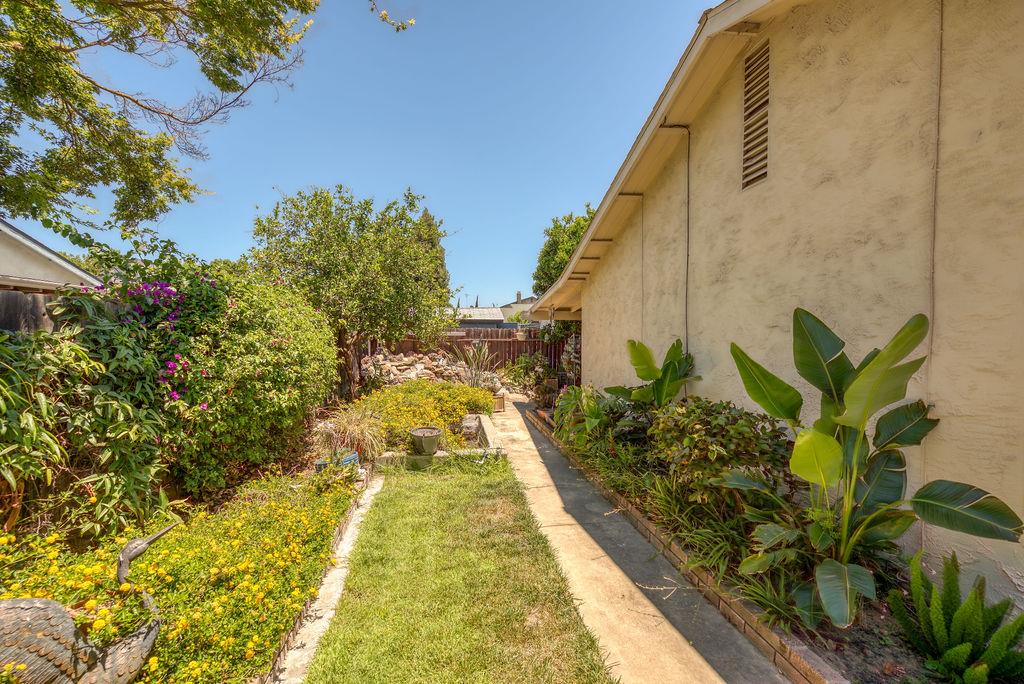3333 Mesquite Way