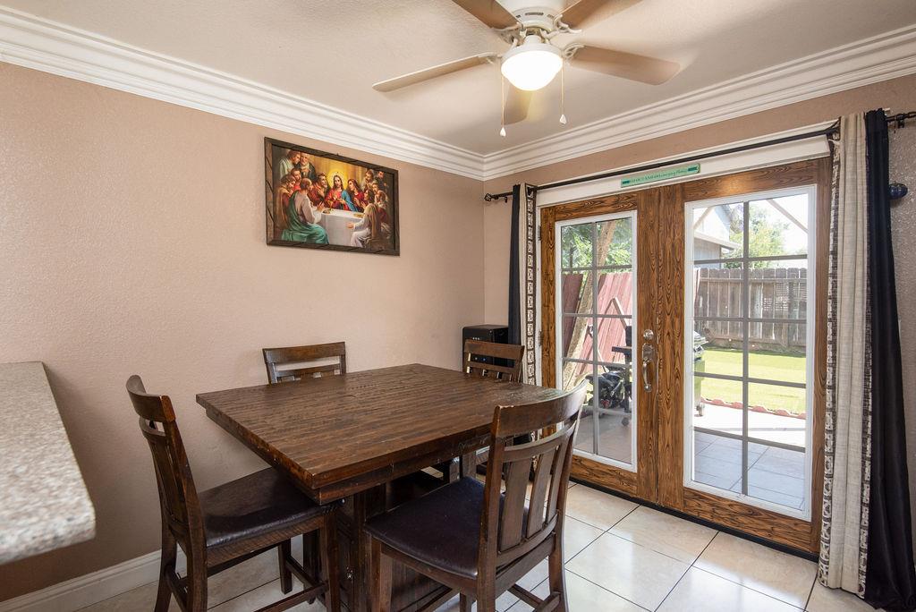 1522 Vine Circle