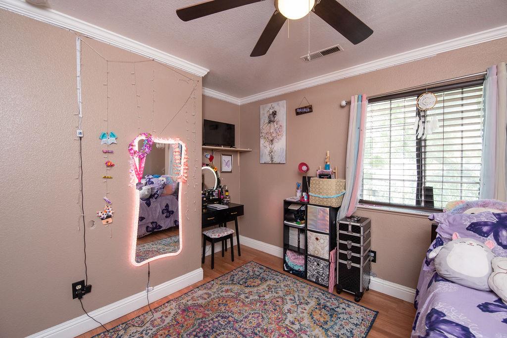 1522 Vine Circle