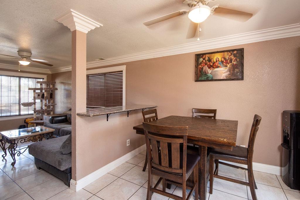 1522 Vine Circle