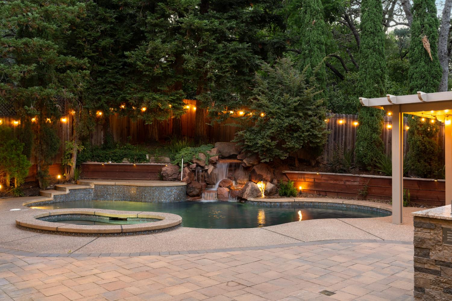 102 Hinkle Court