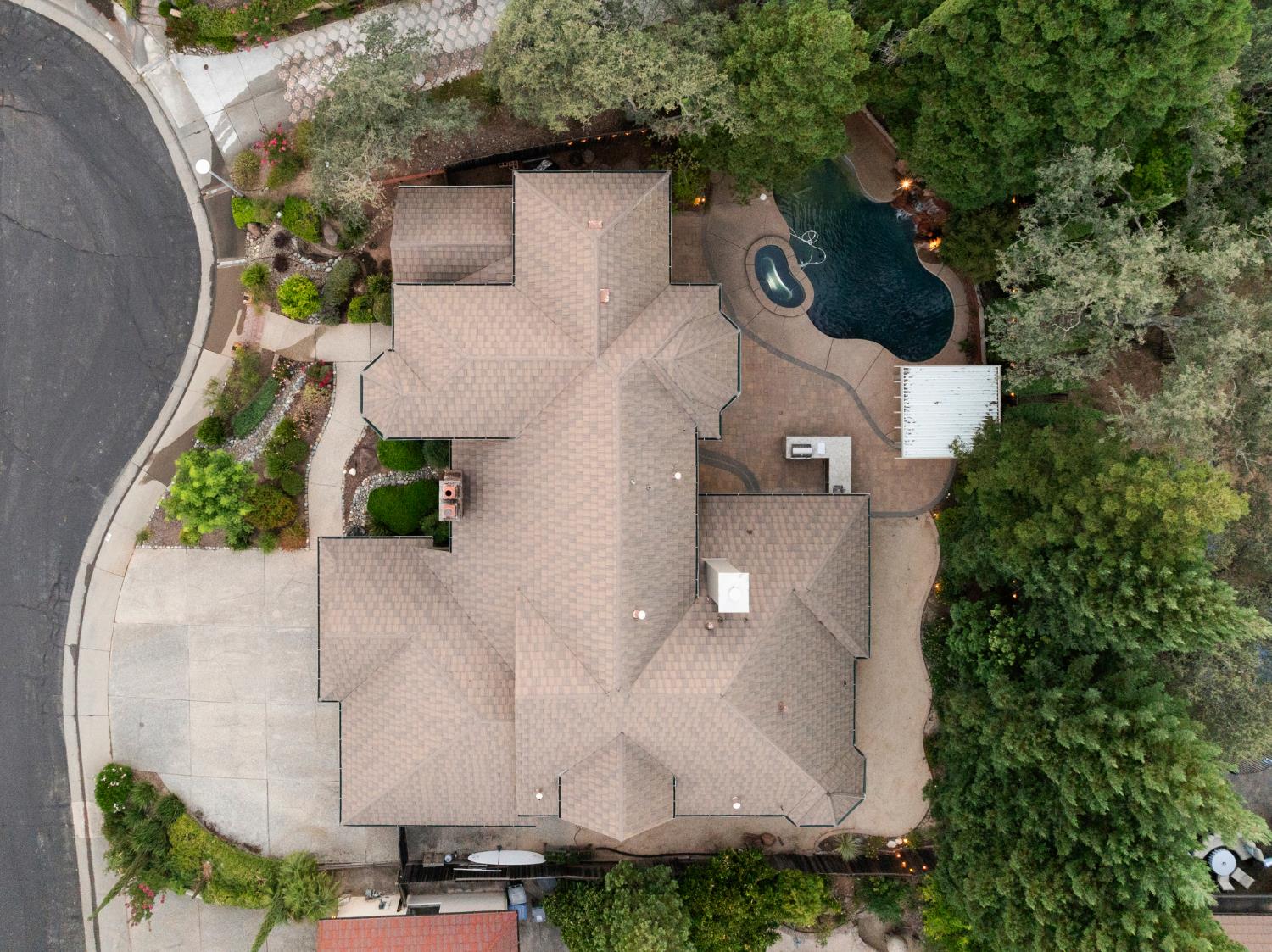 102 Hinkle Court