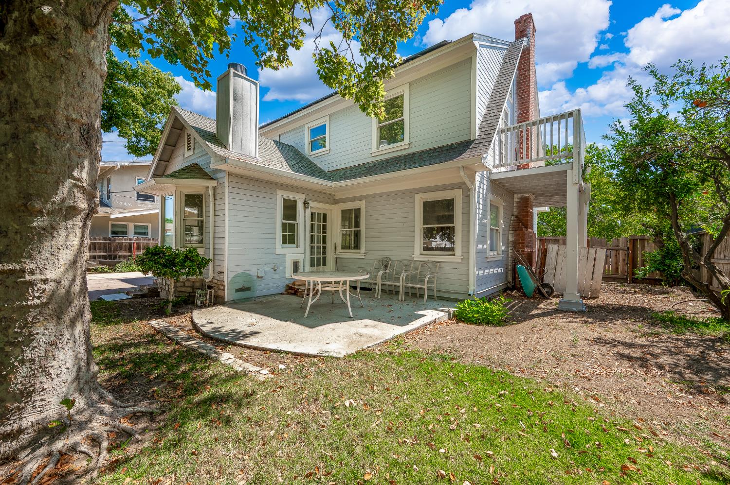 332 Laurel Avenue