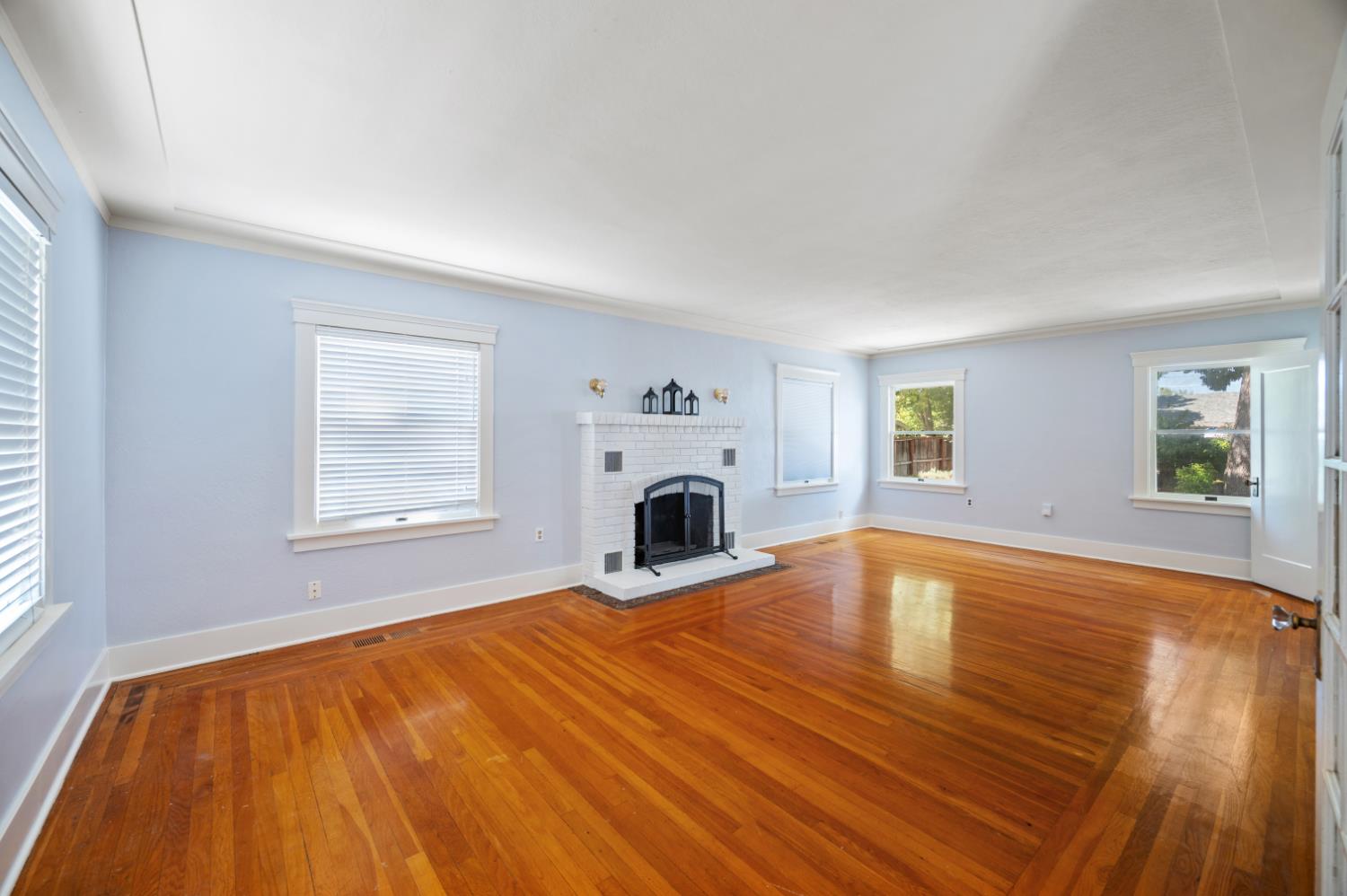 332 Laurel Avenue