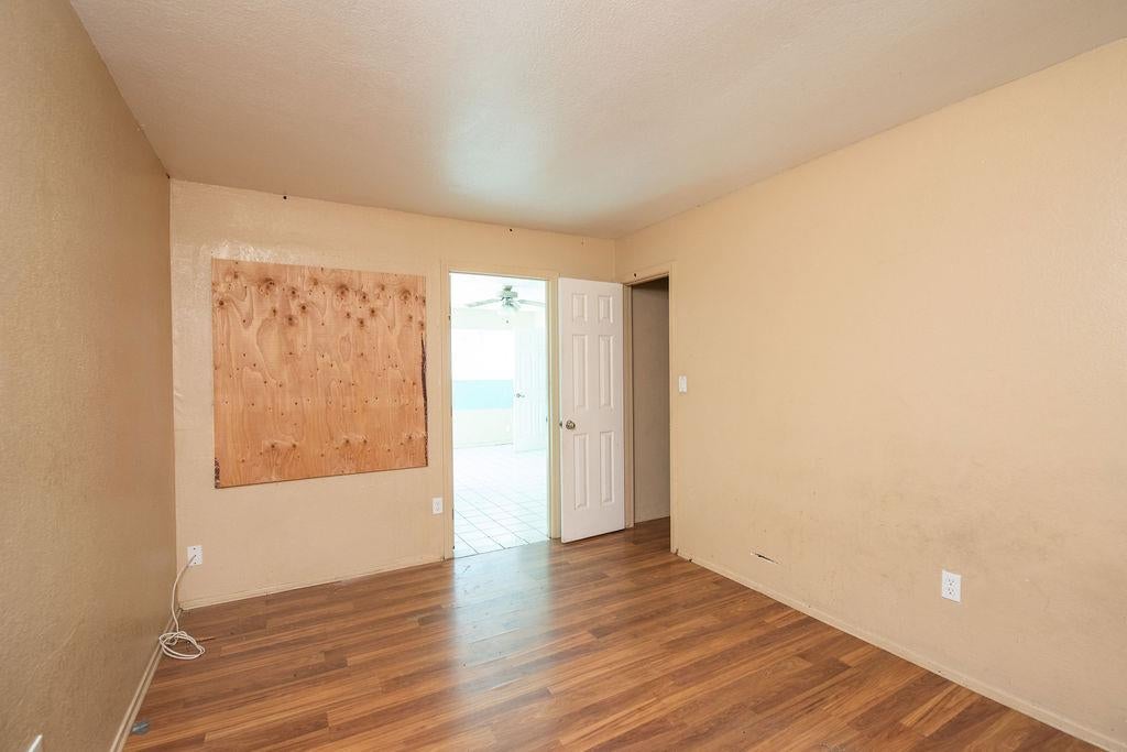 309 Lovell Way