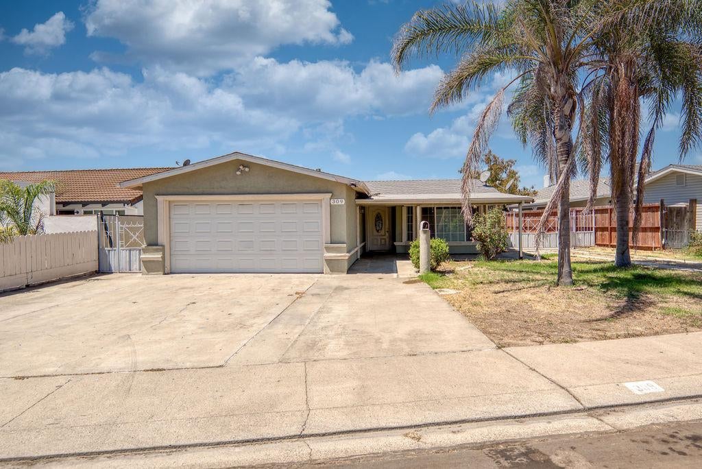 309 Lovell Way
