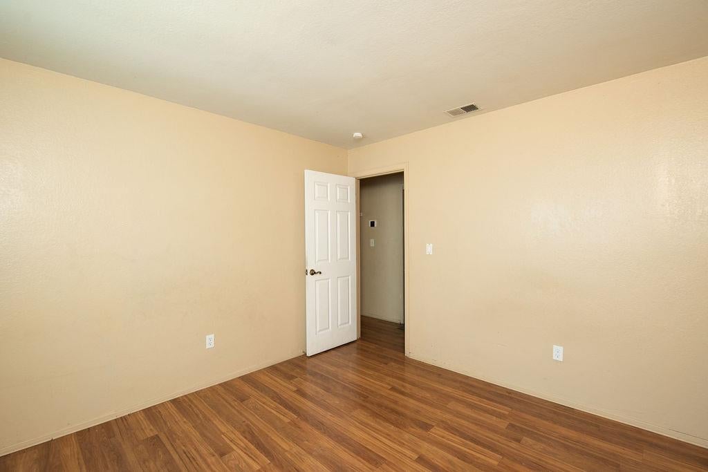 309 Lovell Way