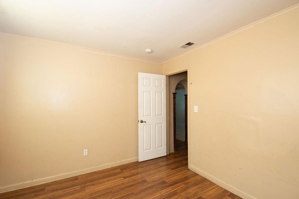 309 Lovell Way