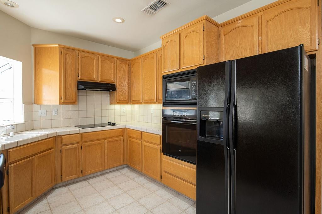 1500 Scenic Drive 23