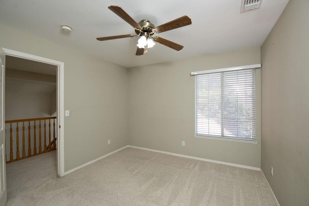1500 Scenic Drive 23