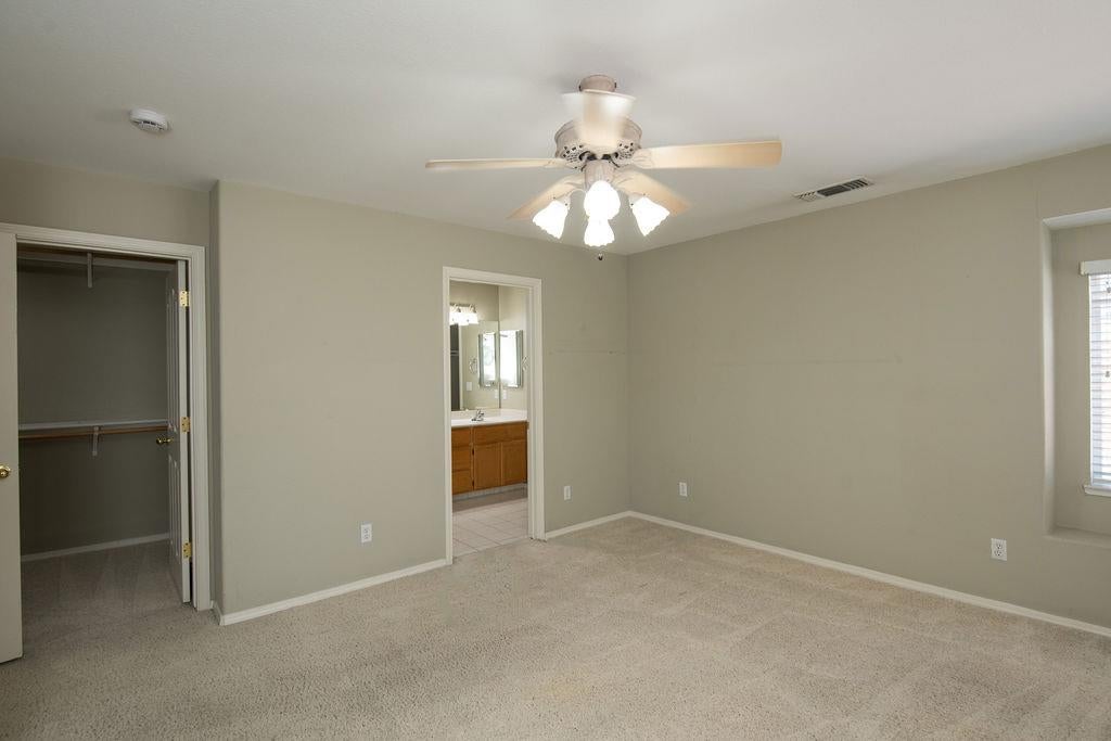 1500 Scenic Drive 23