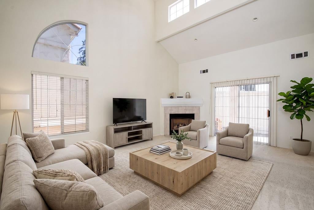 1500 Scenic Drive 23
