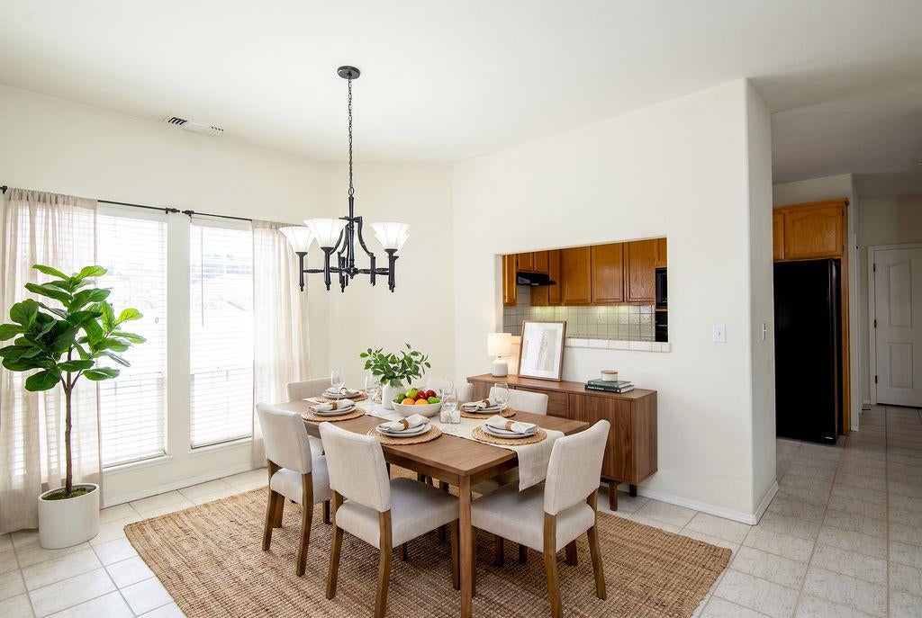 1500 Scenic Drive 23