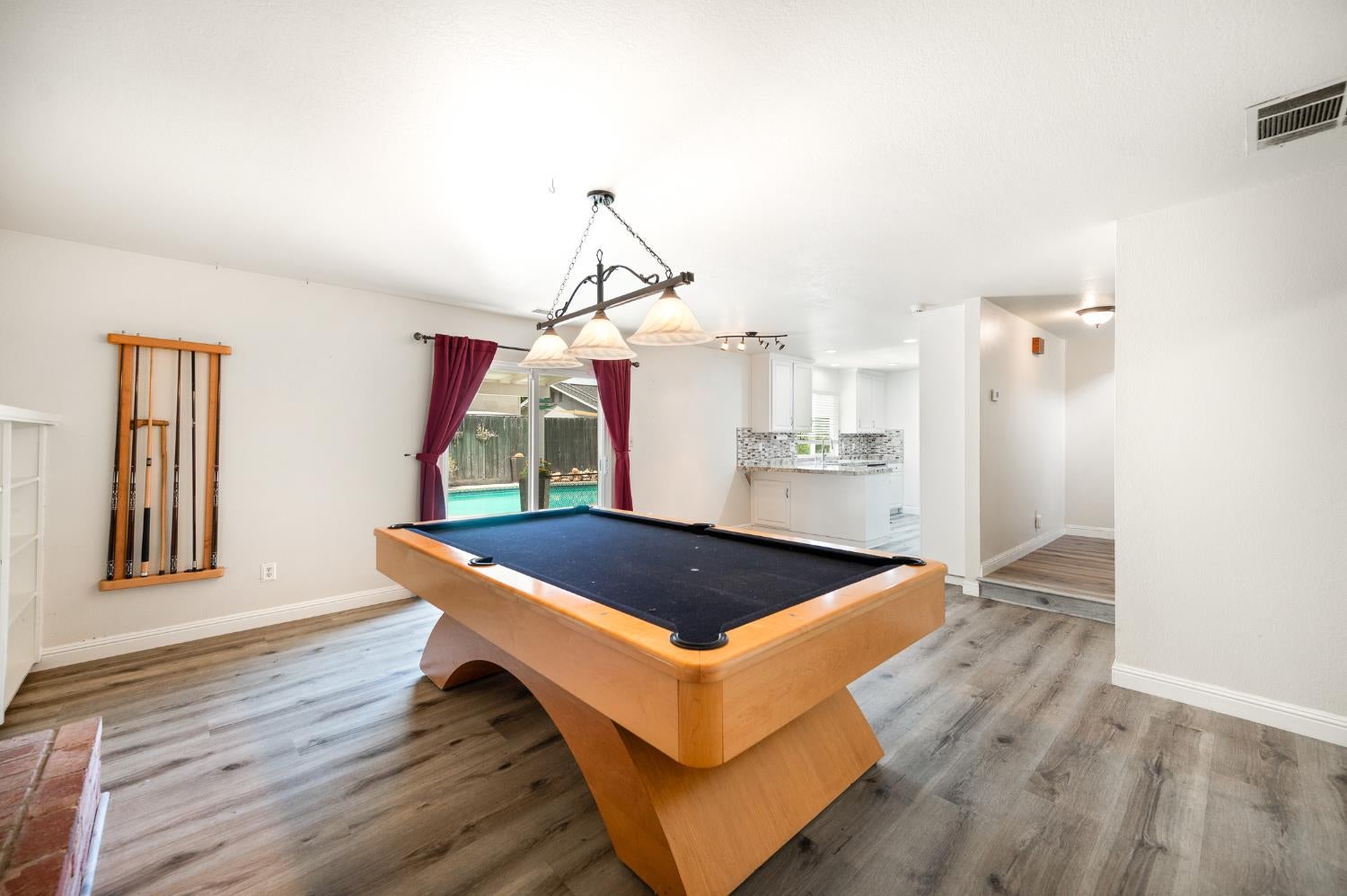 3609 Kona Oak Drive