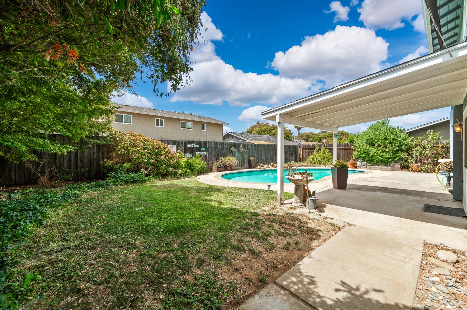 3609 Kona Oak Drive