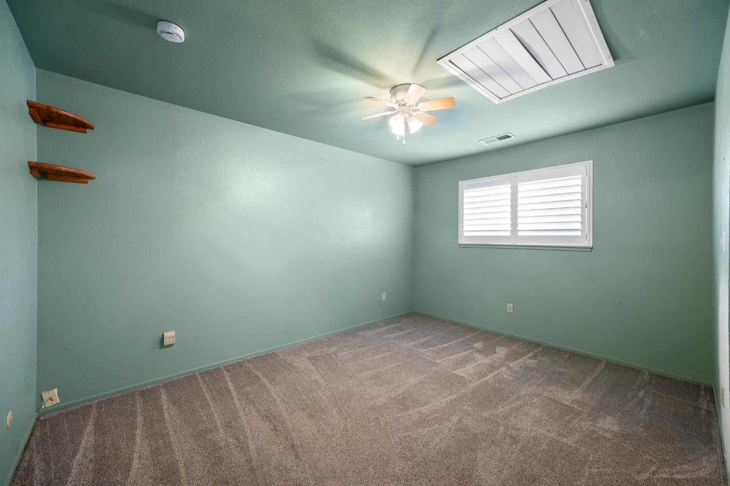 3609 Kona Oak Drive