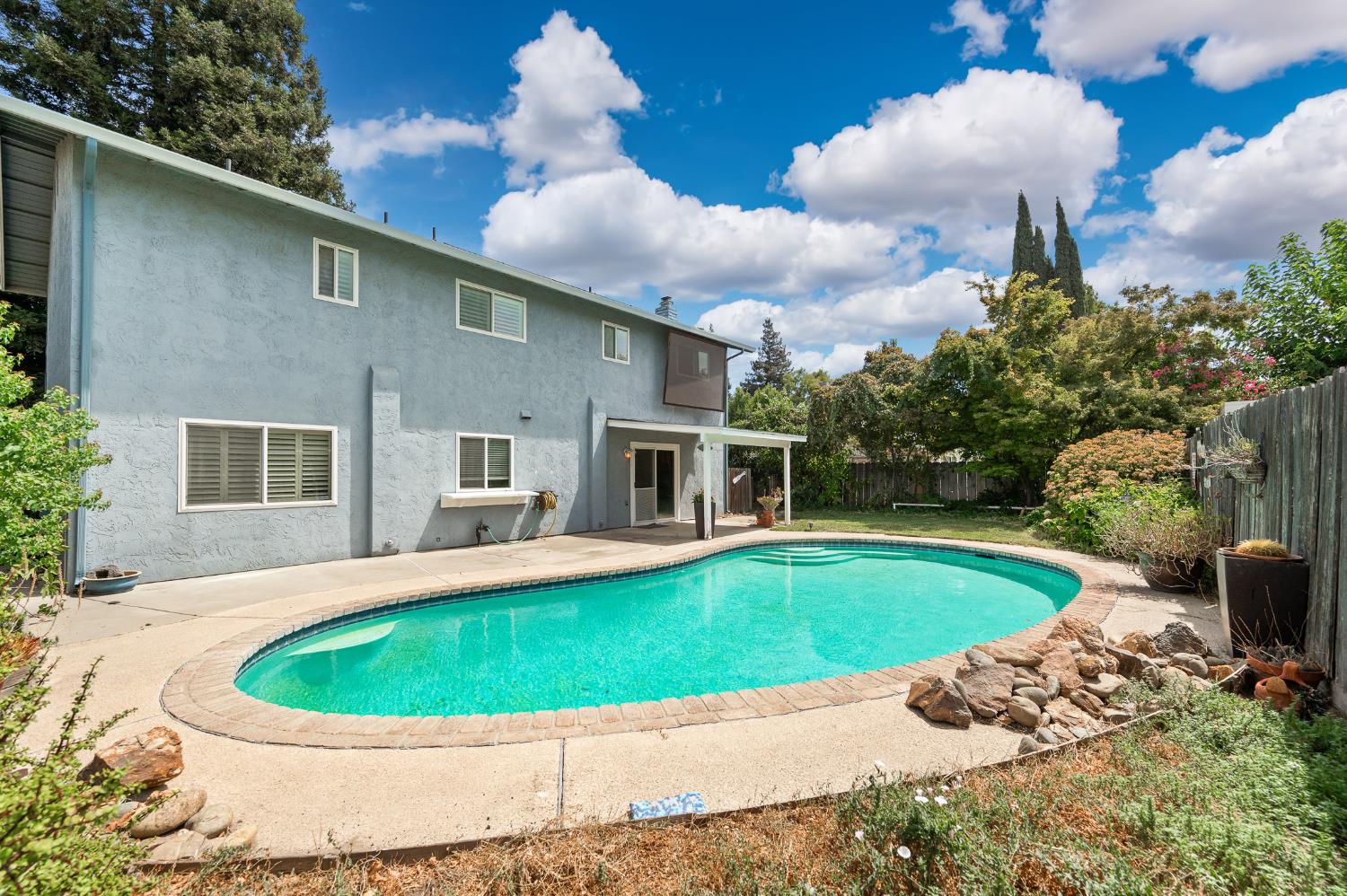 3609 Kona Oak Drive
