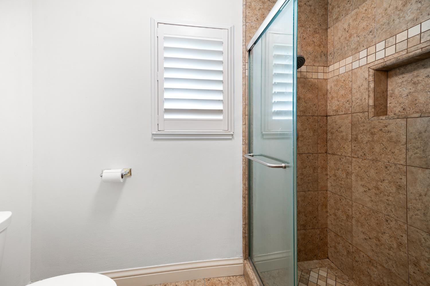 3609 Kona Oak Drive