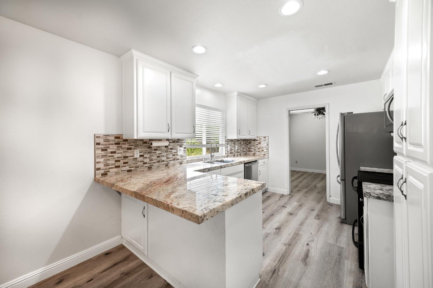 3609 Kona Oak Drive