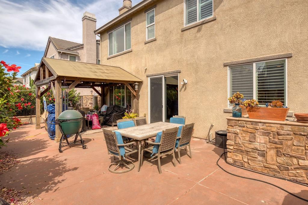 5932 Pebblestone Way