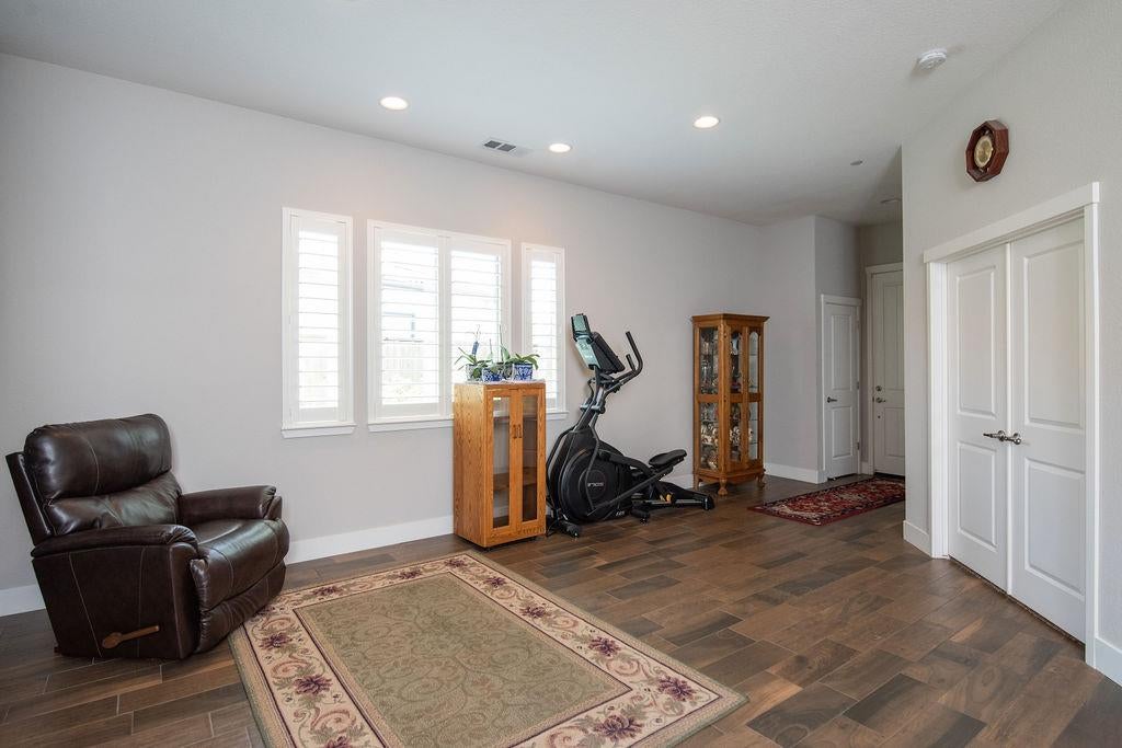 2360 Mustang Drive