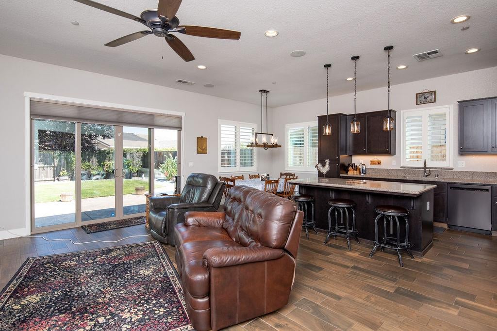 2360 Mustang Drive